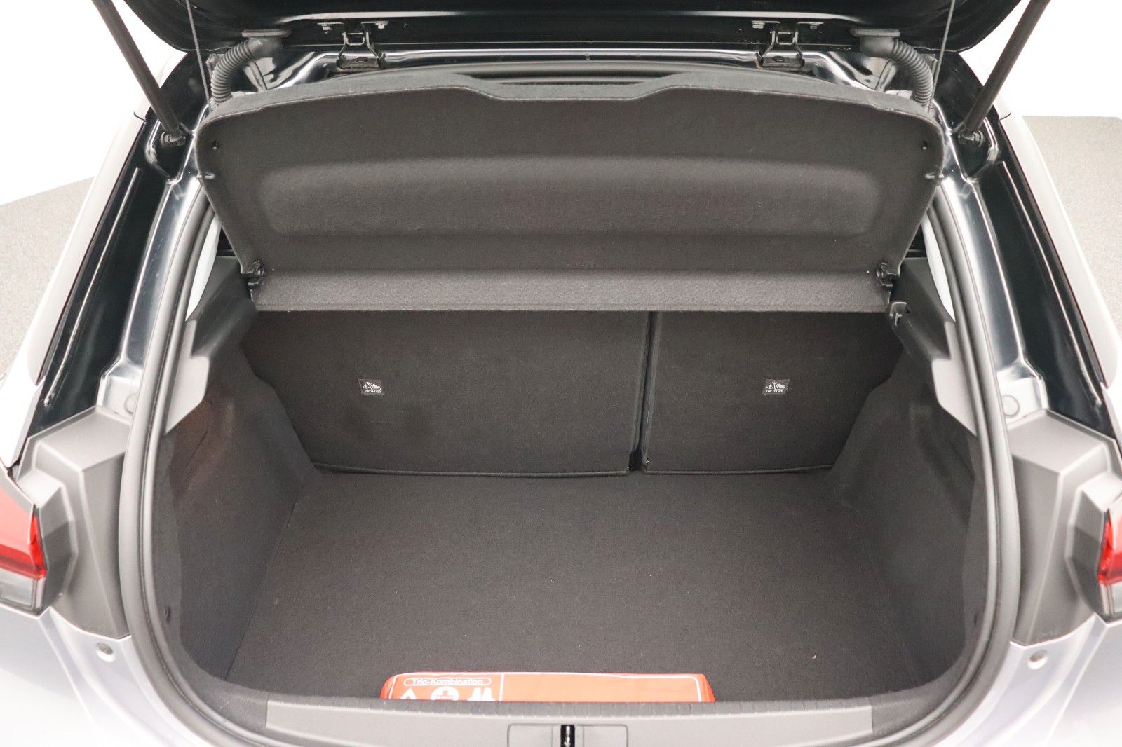 Fahrzeugabbildung Opel Corsa-e F Edition TEMPO SHZ KAMERA 11kW