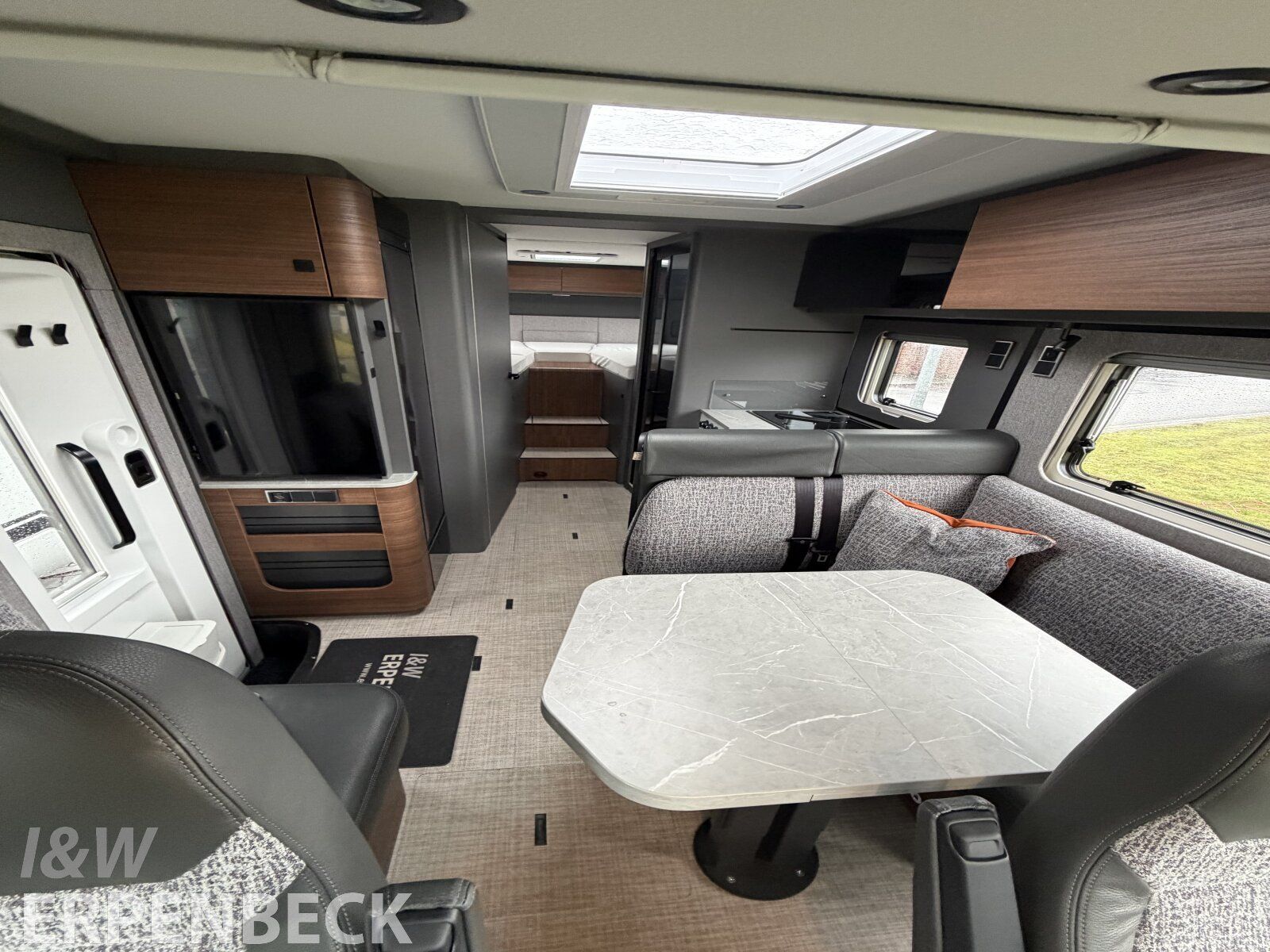 Fahrzeugabbildung HYMER / ERIBA / HYMERCAR B-Klasse ModernComfort I 680 / BMC-I 680