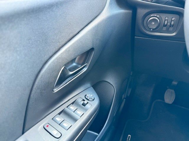 Fahrzeugabbildung Opel Corsa F Basis 75PS Kamera/Sitzheizung/AHK!