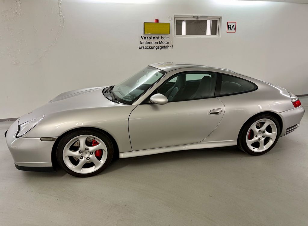 Porsche 996