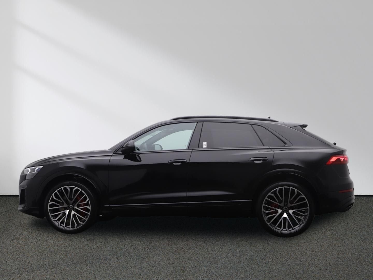 Audi SQ8 - Bild 2