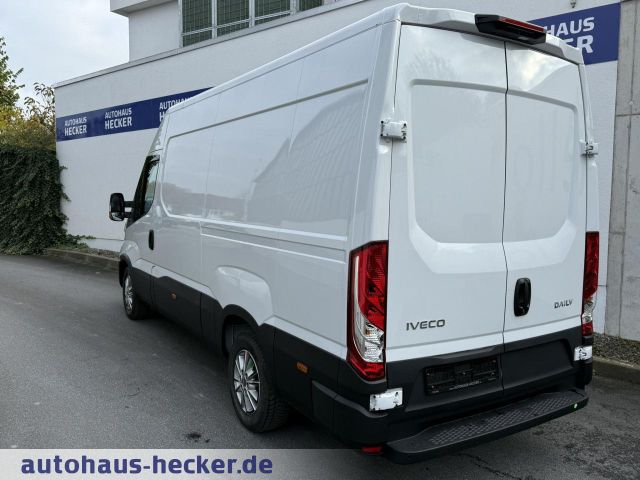Iveco Daily 35S16A8 V MY24 RS 3520L