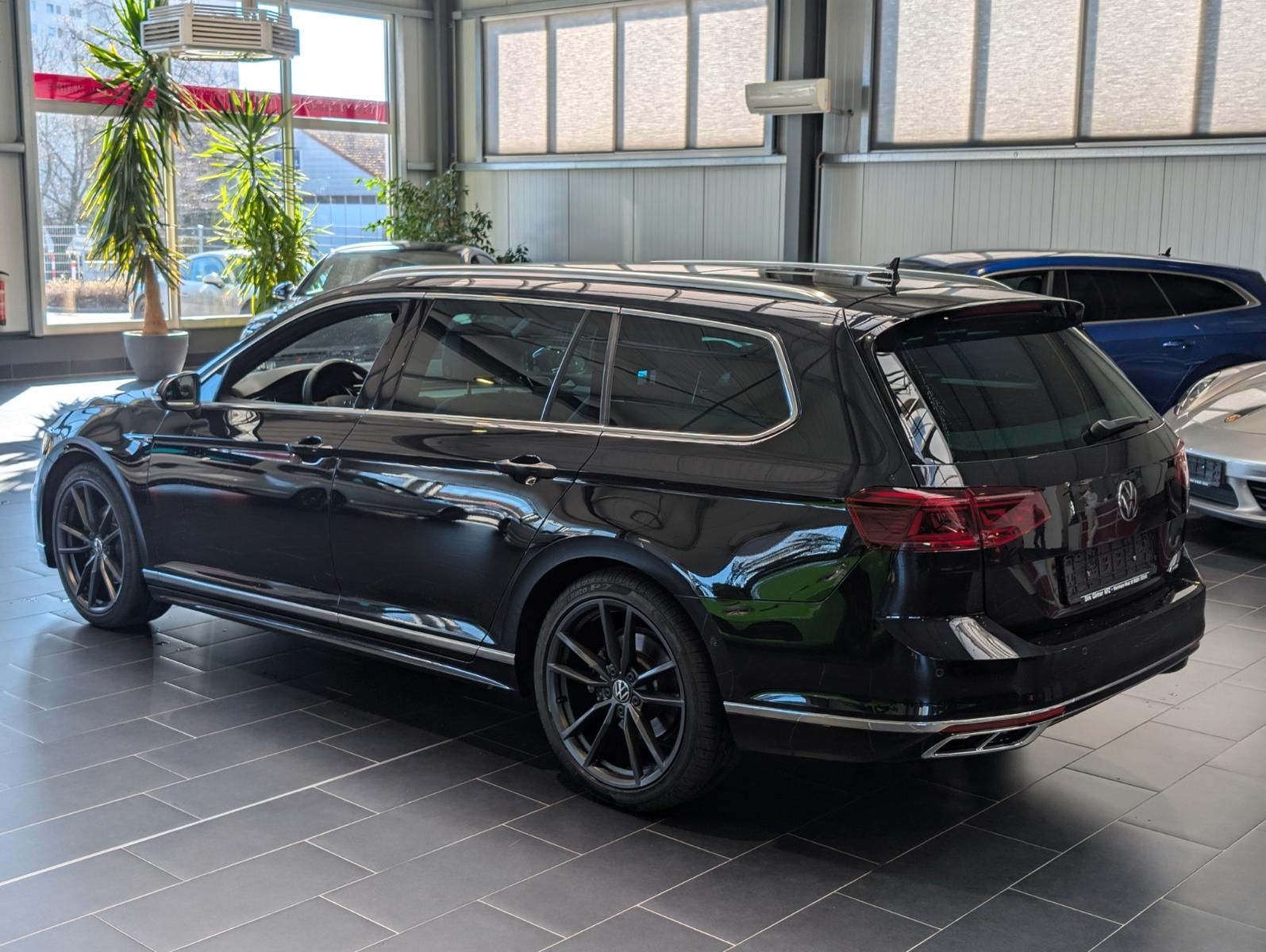 Volkswagen Passat Variant 2.0 TDI DSG 4Moti Elegance R-Line