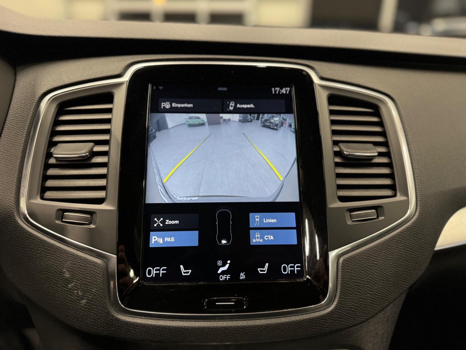 Volvo XC 90 Momentum AWD Navi SHZ LHZ LED 7-Sitzer