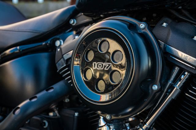 Fahrzeugabbildung Harley-Davidson STREET BOB FXBB SOFTAIL - JEKILL & HYDE -