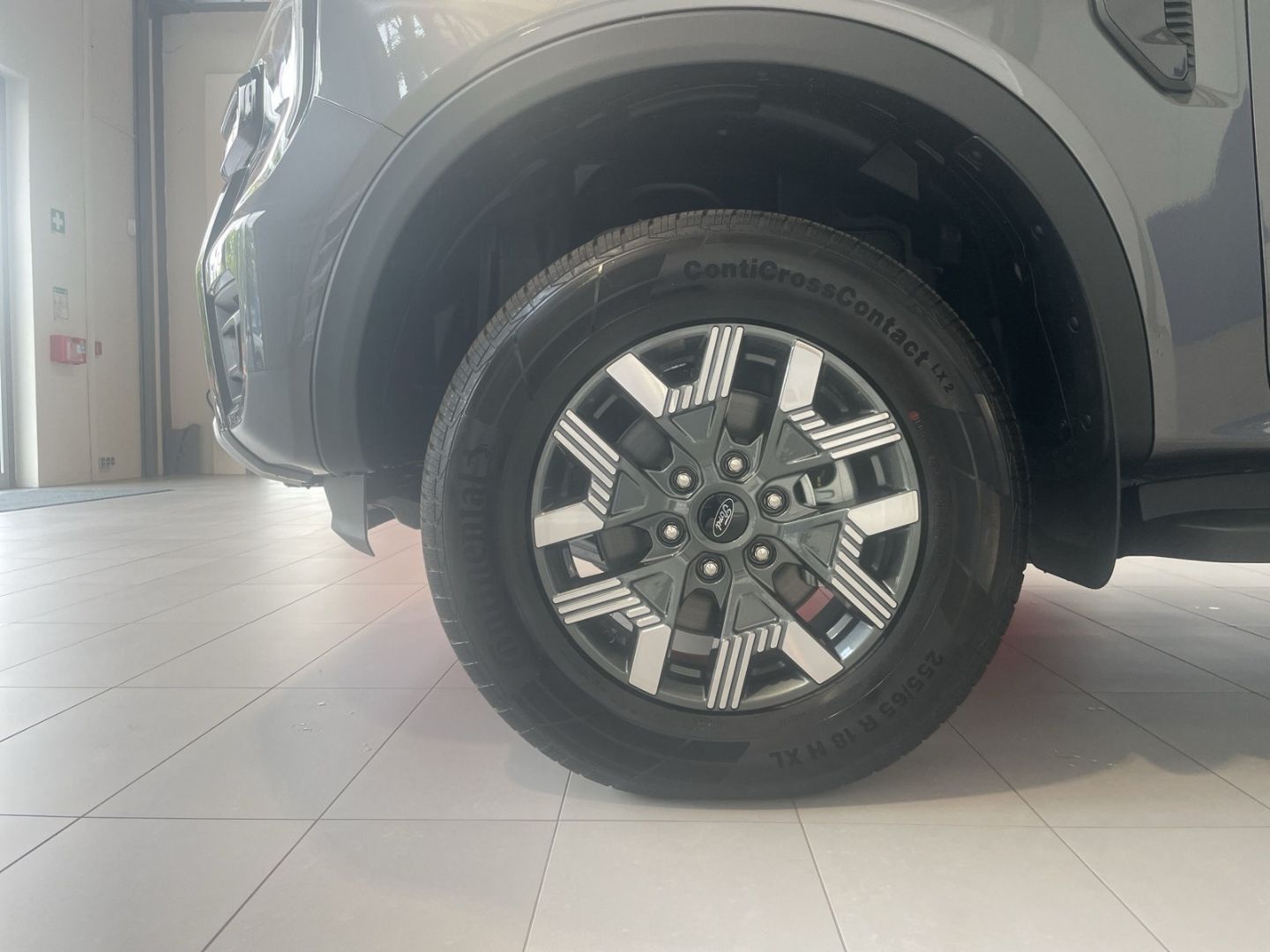 Fahrzeugabbildung Ford Ranger Plug-in-Hybrid Wildtrak e-4WD DoKa 2.3 EB