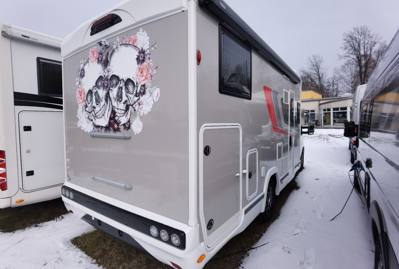 Fahrzeugabbildung Challenger 337 GA Graphite Ultimate