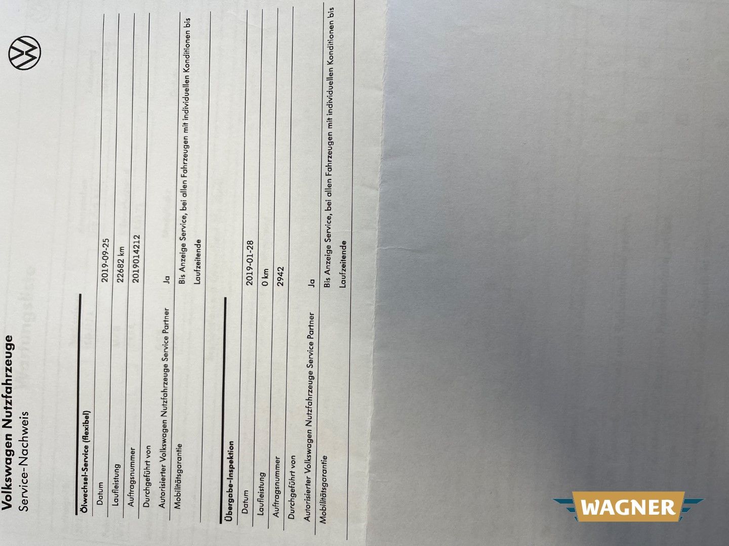 Fahrzeugabbildung Volkswagen T6 Kombi lang 9 Sitzer Rampe Klimaanlage