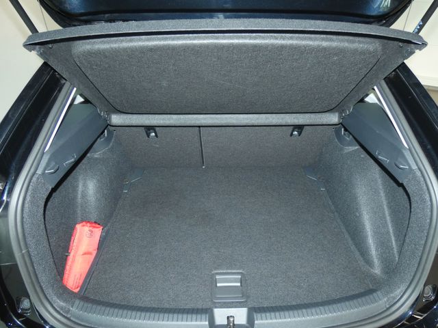 Taigo 1.0 TSI Life NAVI LED SHZ APP