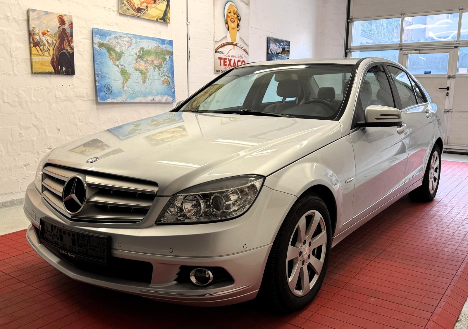 Mercedes-Benz C 200K Elegance Aut. Sitzh./PDC/Bluetooth/Alu