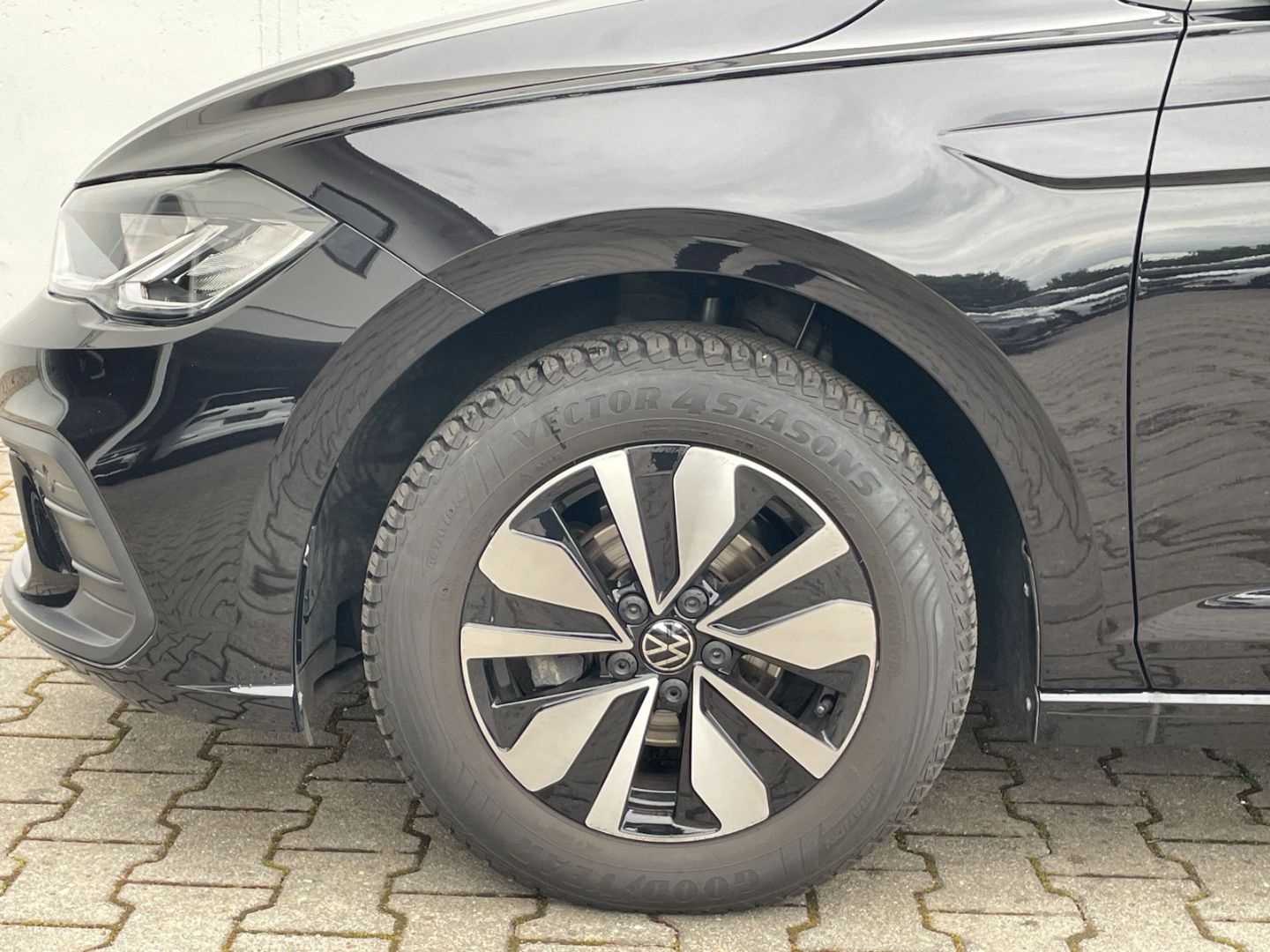 Polo 1.0 TSI DSG Move AHK/Kamera/ACC/Navi/App-Co