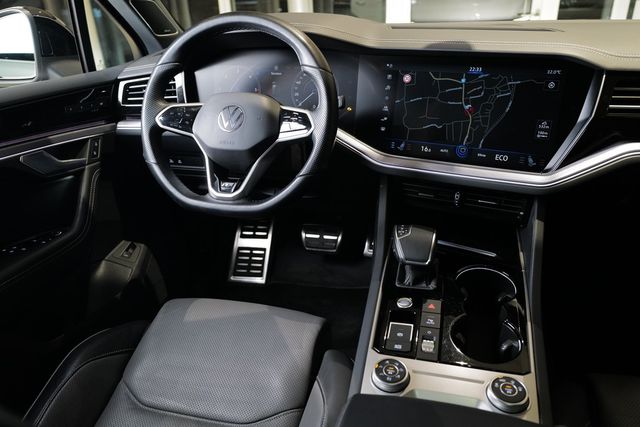 Volkswagen Touareg 3.0TDI R-Line BlackStyle Nachtsicht Dyna