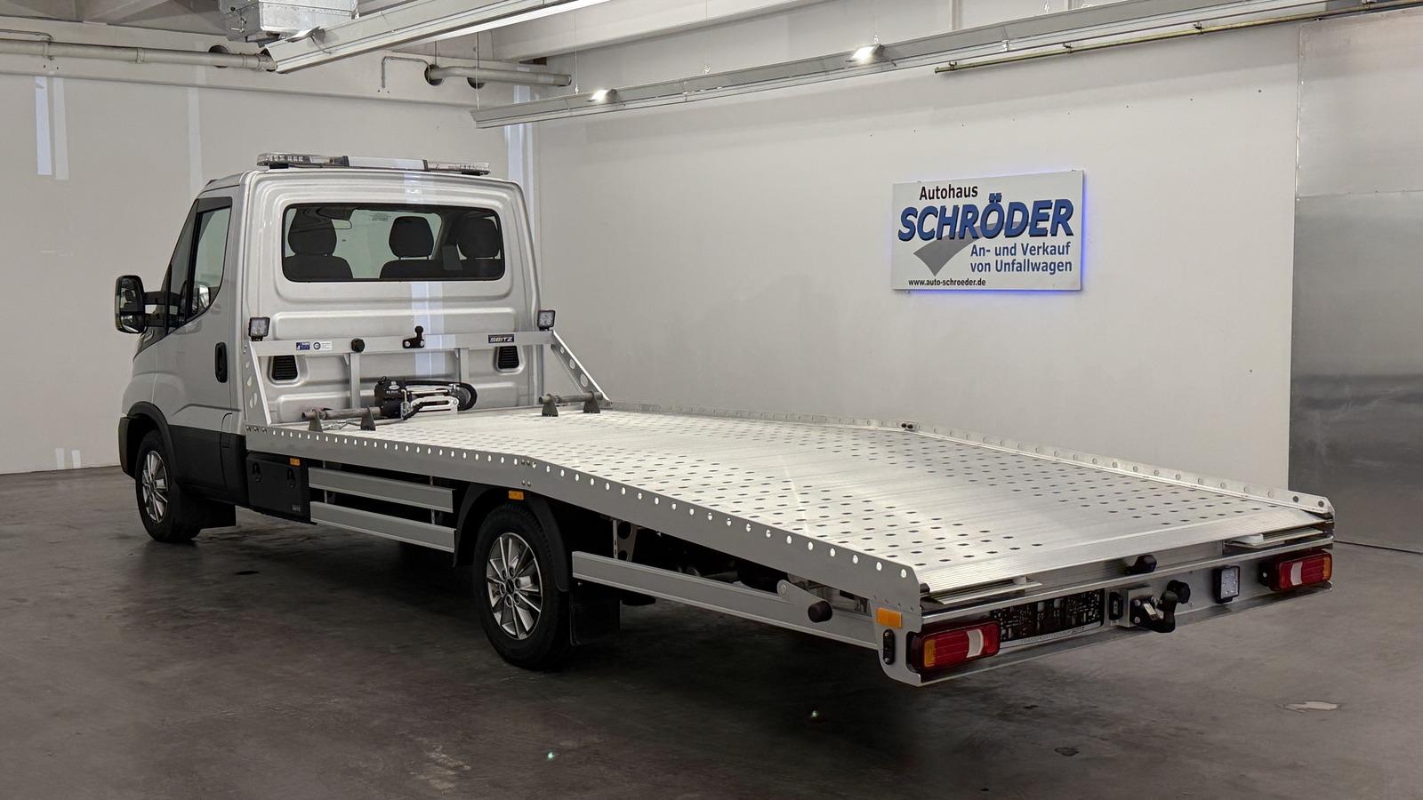 Iveco Daily 35-180 Hi-Matic 3.0L Autotransporter Aut.