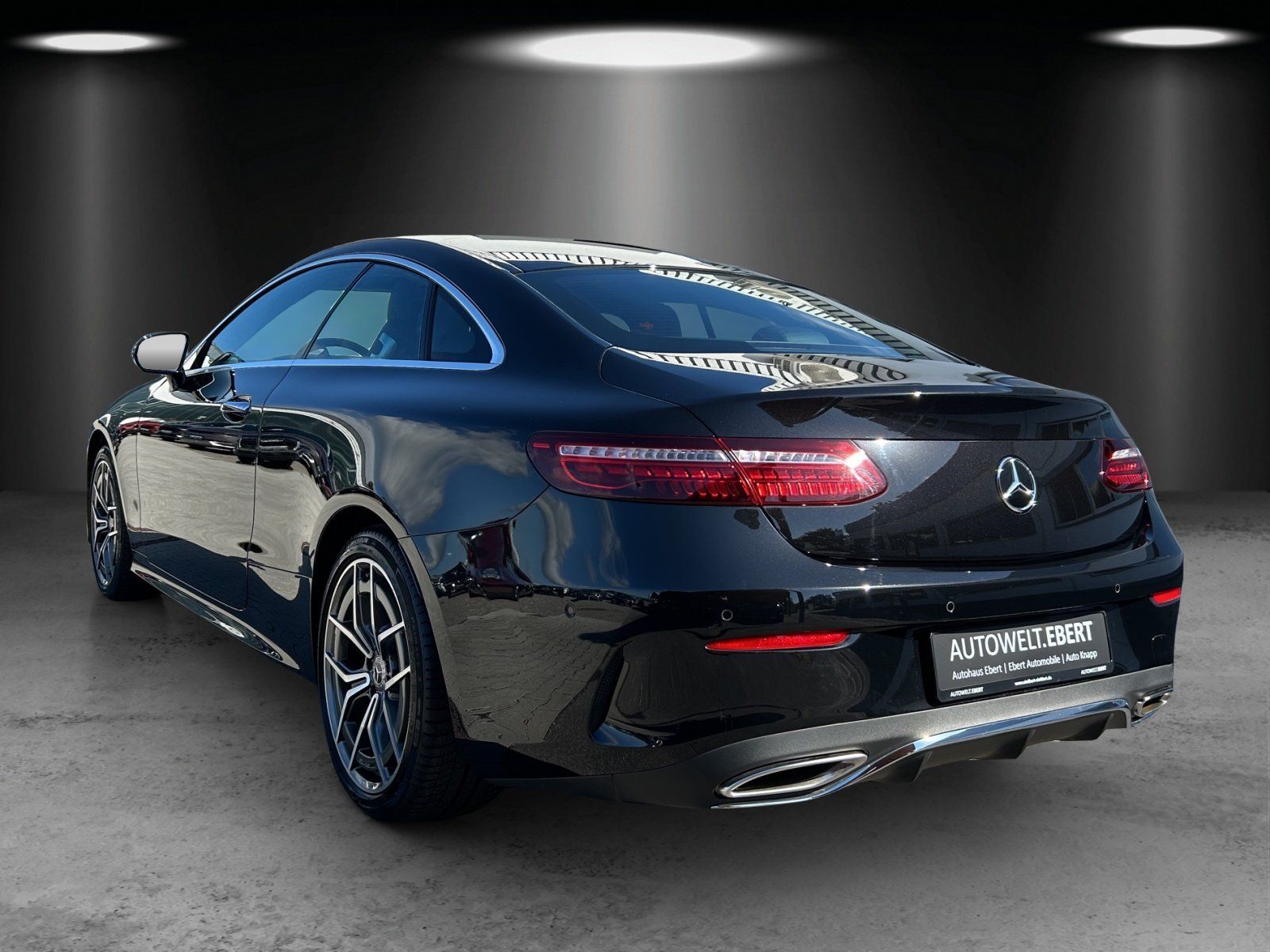Fahrzeugabbildung Mercedes-Benz E 450 AMG Line 4Matic 9G-Tronic/LED/ACC/360°/NAV