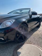 Mercedes-Benz Mercedes Benz A207 E Klasse 250 CGI Cabrio - Mercedes-Benz E-Klasse C207