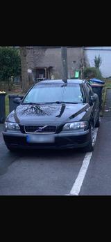 Volvo S60 Benziner - gebrauchte Volvo S60 aus dem Jahr 2002