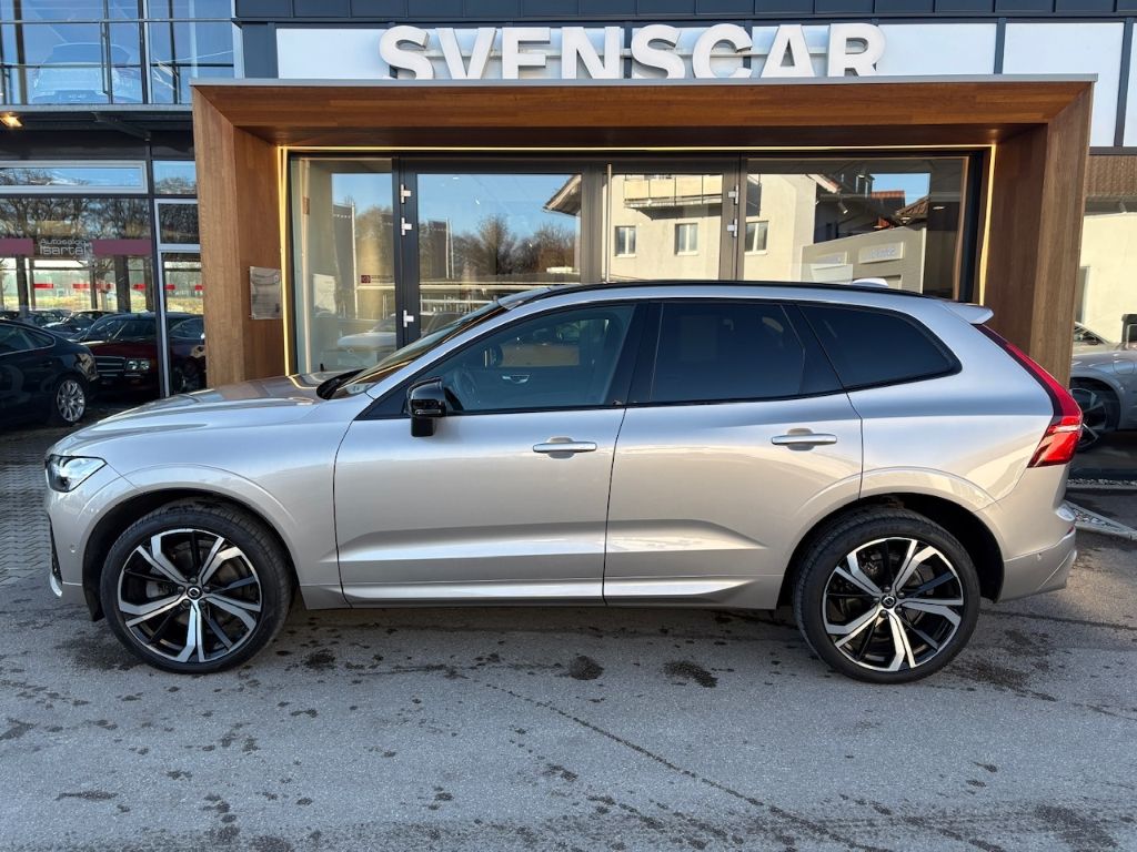 Volvo XC60 B4 Ultimate Dark HUD Pano Luftfed. 360° Har foto 3