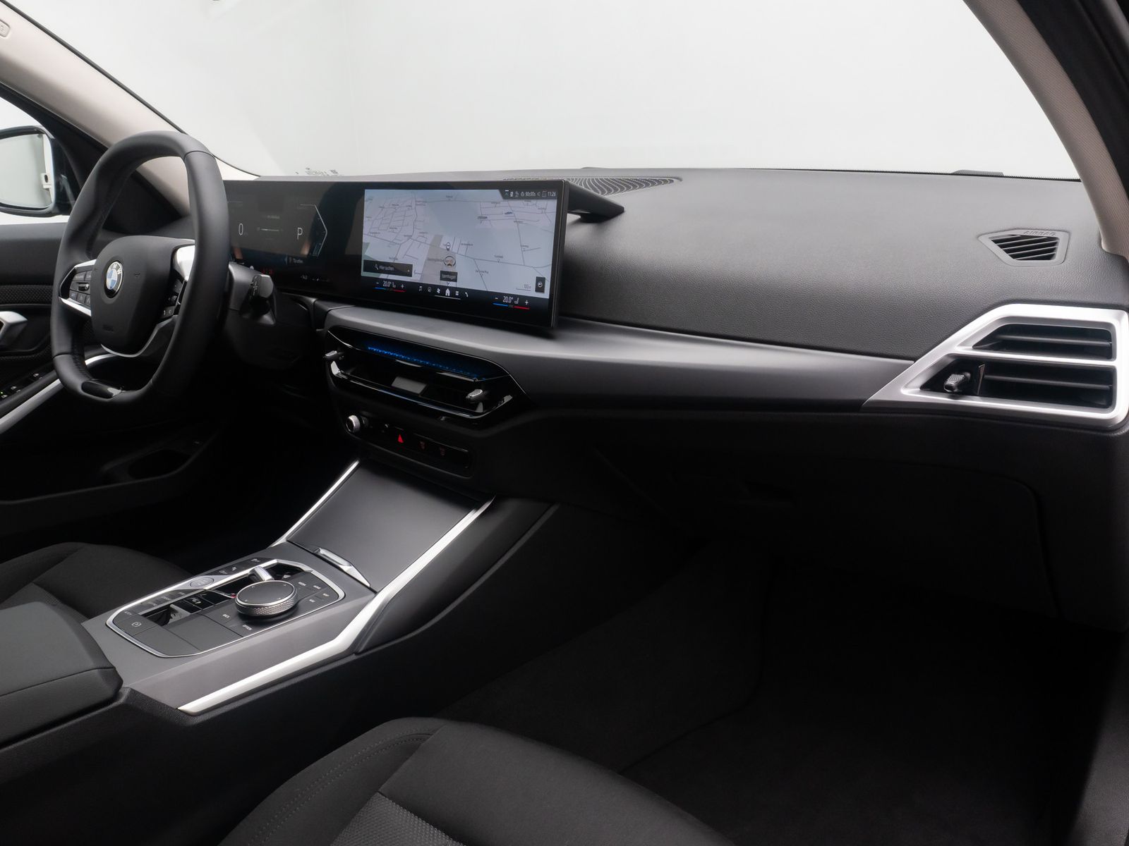 Fahrzeugabbildung BMW 318i Kamera DAB CockPit+ Widscreen Alarm LED