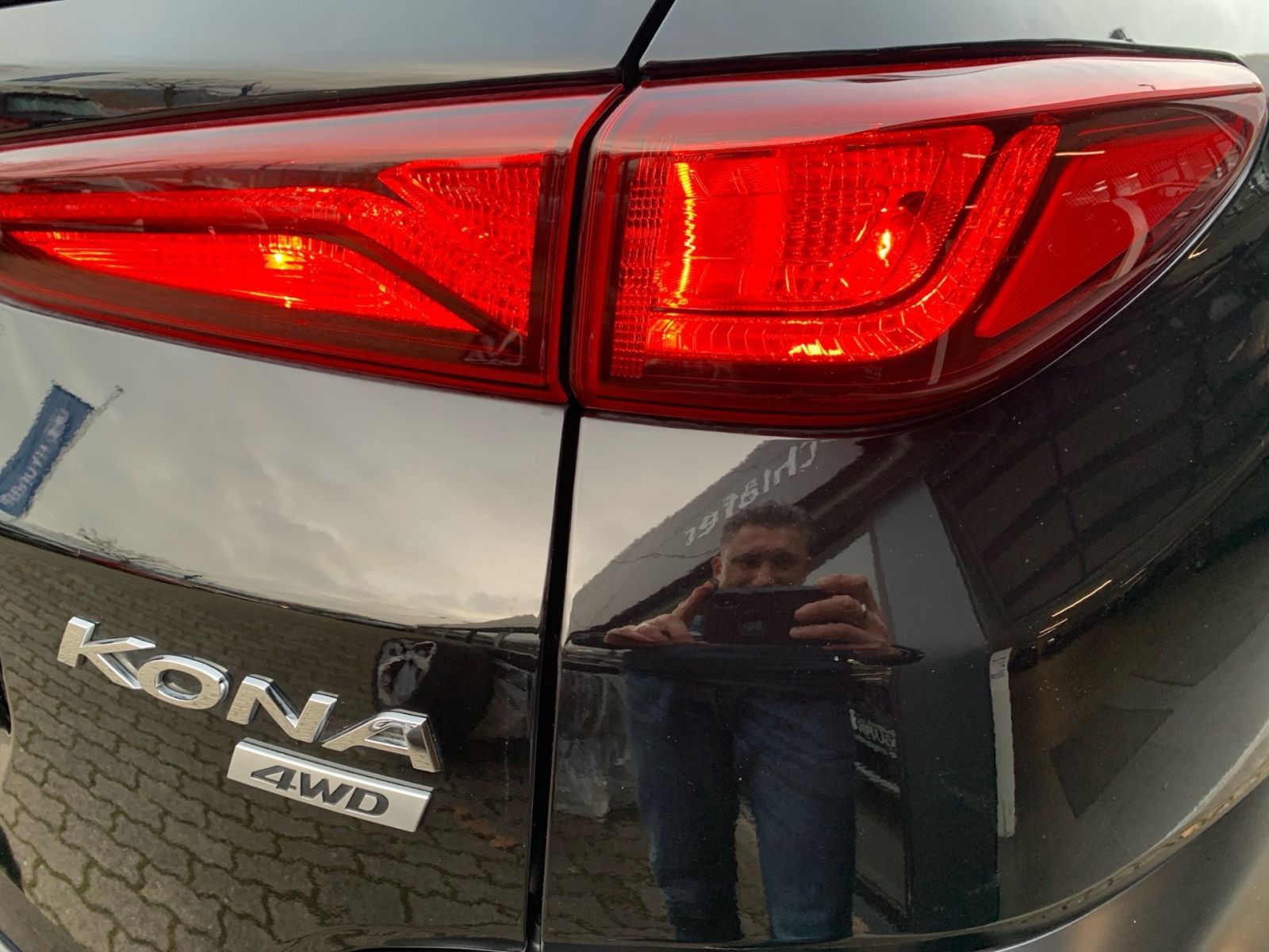 Fahrzeugabbildung Hyundai KONA 1.6 T-GDI Style 4WD Navi 1Hd AHK