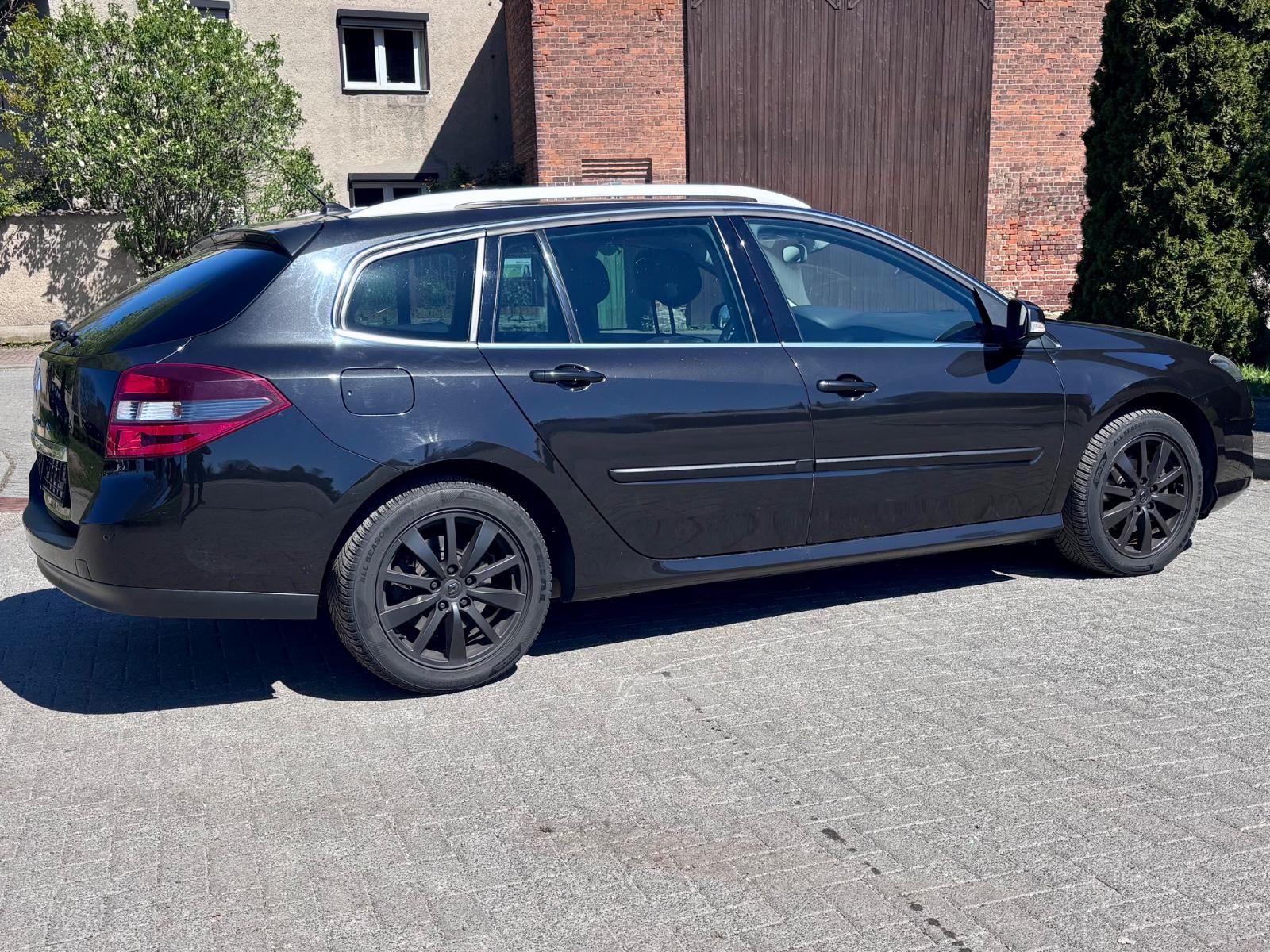Renault Laguna Grandtour 2.0 16V 140 ch E85 • Flexfuel • Clim auto • Régulateur • Radar de recul