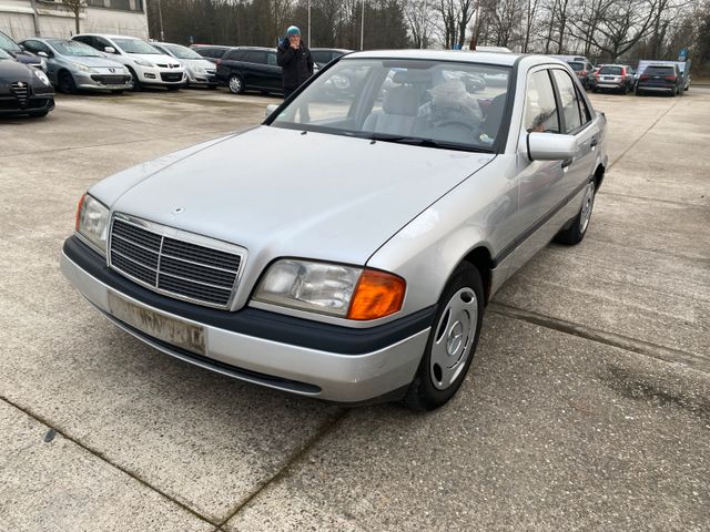 Mercedes-Benz C 180 CLASSIC