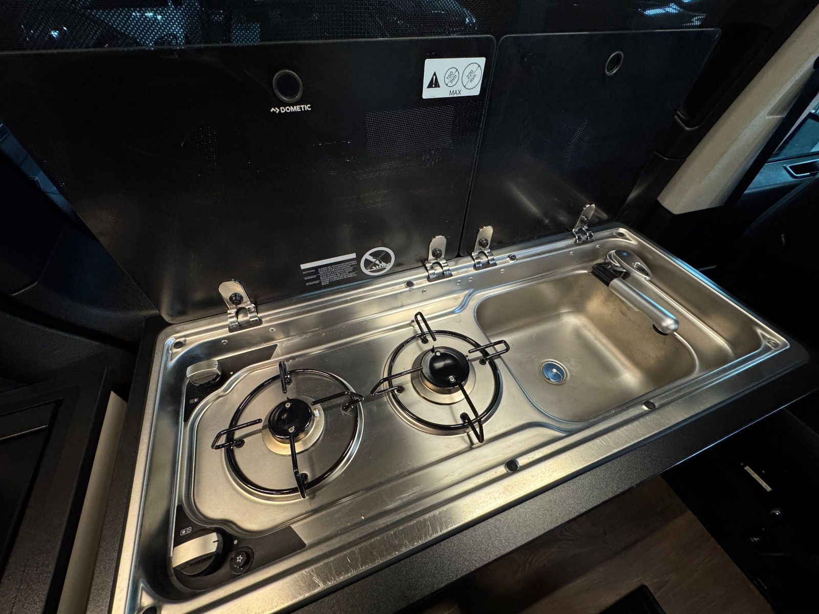 Fahrzeugabbildung Toyota DETHLEFFS CROSSCAMP FLEX 7-SITZER AUFSTELLDACH