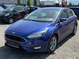 Ford Focus 1,0 EcoBoost 92kW Business Edition/EURO6/ - Ford Focus mit Benzin-Antrieb: Limousine, 1.6