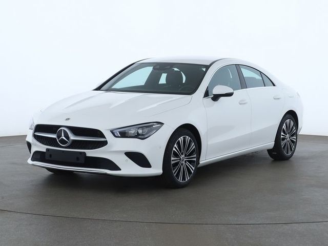 Mercedes-Benz CLA 200 Progressive MBUX-High-End Widescreen LED