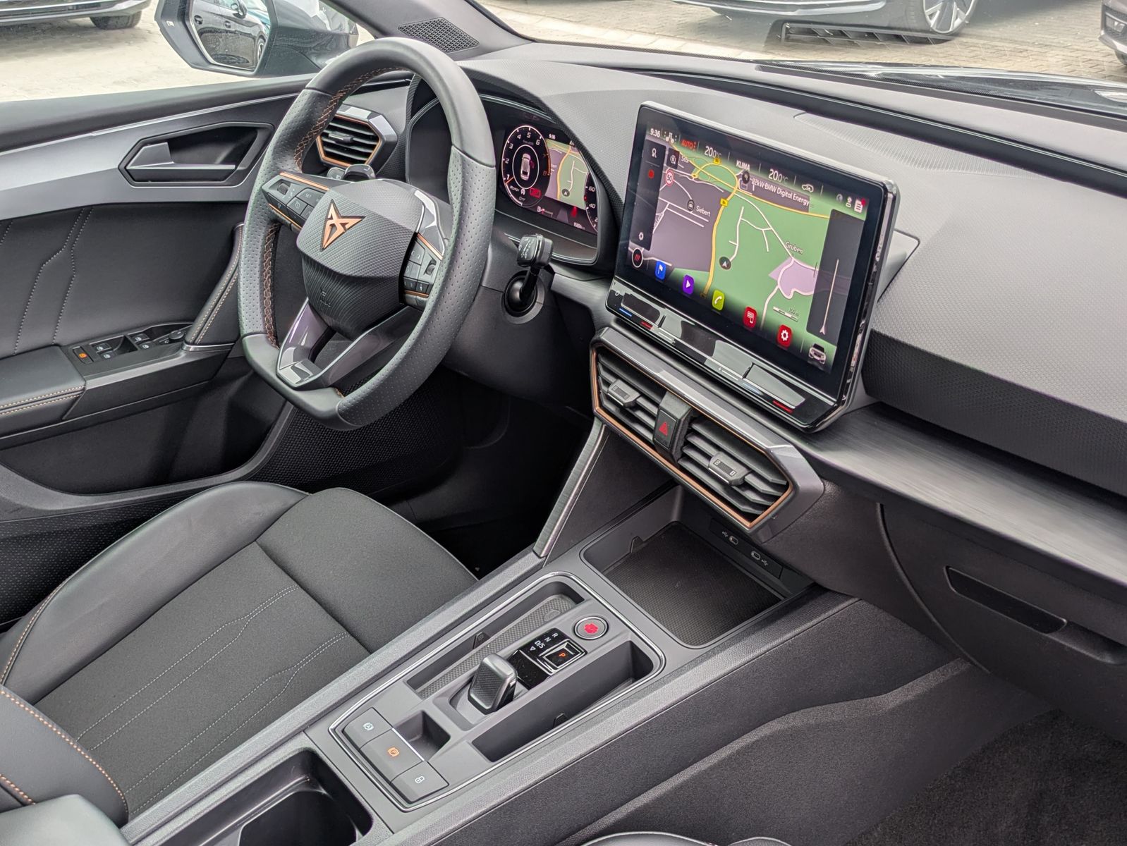 Fahrzeugabbildung CUPRA Leon 1.5 eTSI DSG MATRIX-LED*ACC*APP*KAMERA*18"