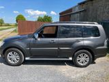 Mitsubishi Pajero 3,2 DI-D 4WD Automatik - - Mitsubishi Pajero von privat