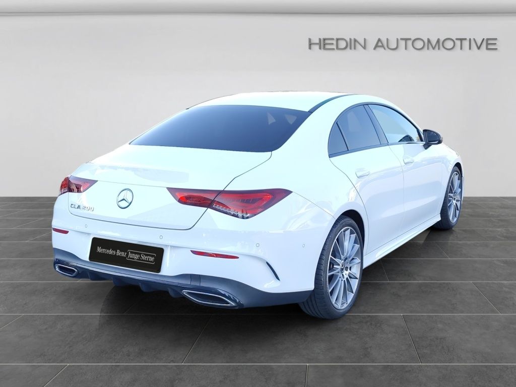 Mercedes-Benz CLA 200 COUPÉ AMG NIGHT AMBIENTE MBUX SHZ TEMP foto 4