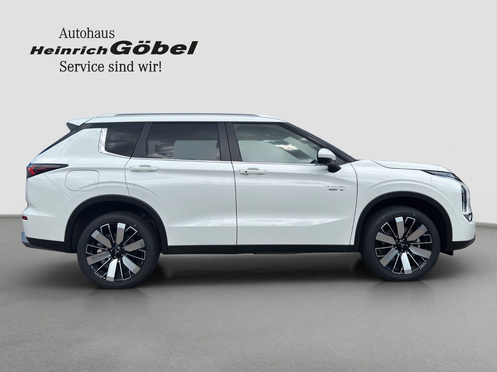 Fahrzeugabbildung Mitsubishi Outlander 2.4 PHEV S-AWC Select