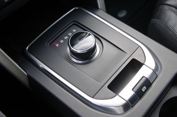 Land Rover Discovery Sport 2.0 TD4 HSE*Kamera,SHZ,U-Frei*