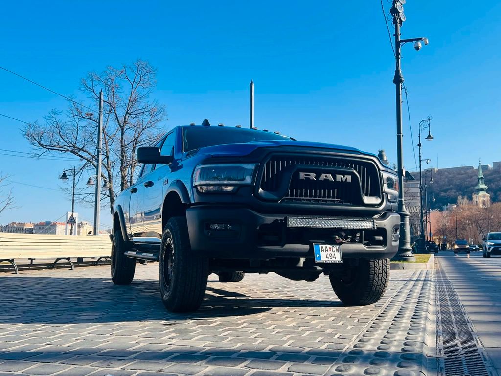 Dodge RAM