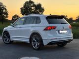 Volkswagen Tiguan 1.4 TSI ACT DSG SOUND R-Line - VW Tiguan von privat