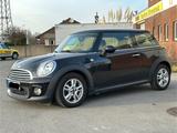 MINI Mini One 1.6 Benziner Pepper - MINI ONE in Mönchengladbach