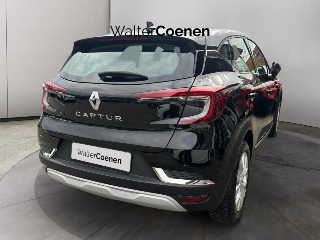 RENAULT Captur TCe 140 EDC GPF INTENS RFK PDC vo+hi RENAULT Captur TCe 140 EDC GPF INTENS RFK PDC vo+hi