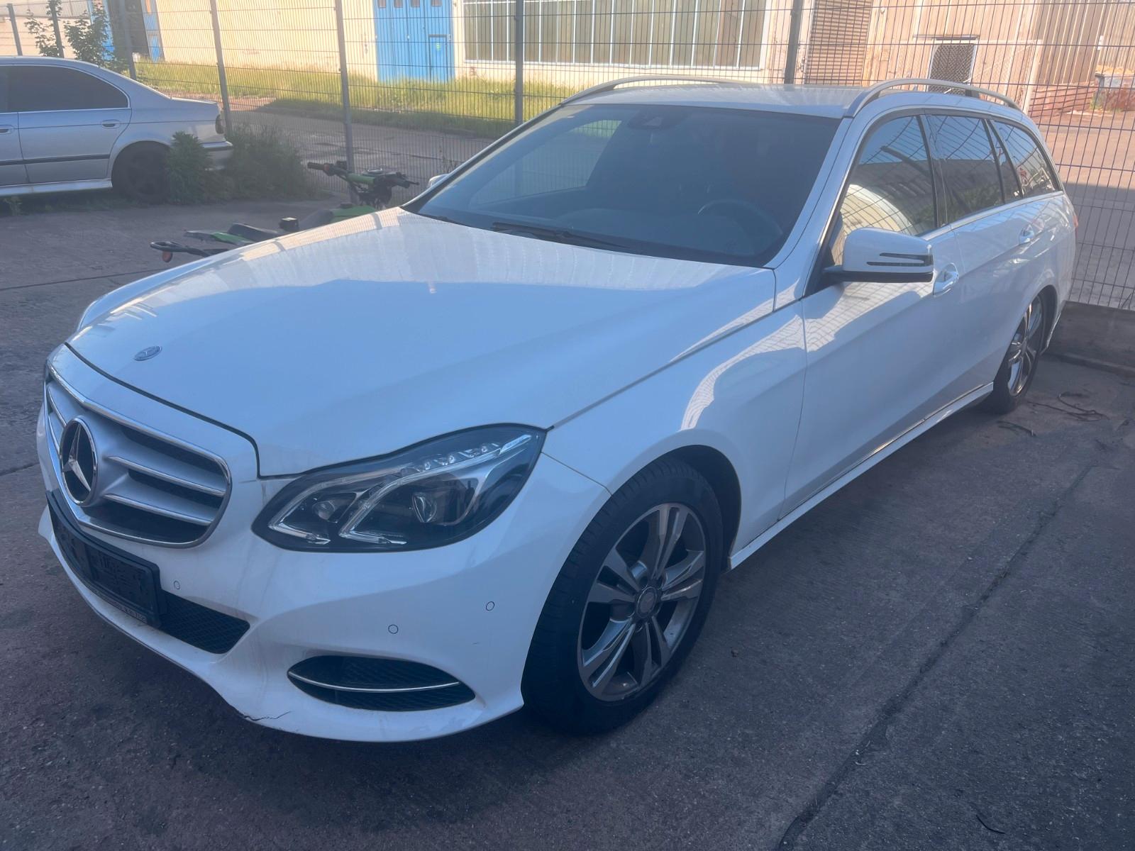 Mercedes-Benz E 220 CDI BlueEfficiency