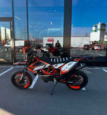 KTM 690 SMC-R Arrow A-2