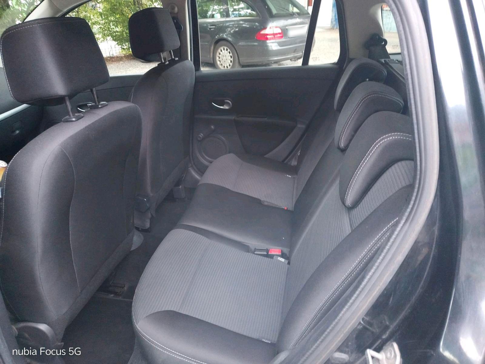 Renault Clio 2012 — photo 5
