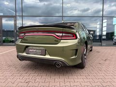 Fahrzeugabbildung Dodge Charger 5.7L R/T Autom. Blacktop Schiebedach