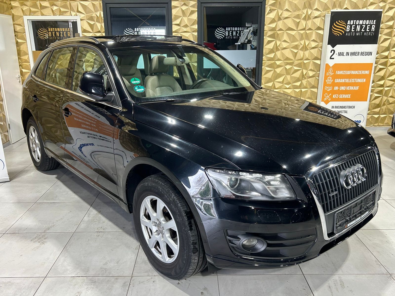 Fahrzeugabbildung Audi Q5 2.0 TDI  quattro/PANO/NAVI/AHK/SHZ/KLIMA/2.HA