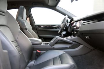 Porsche Cayenne - 10