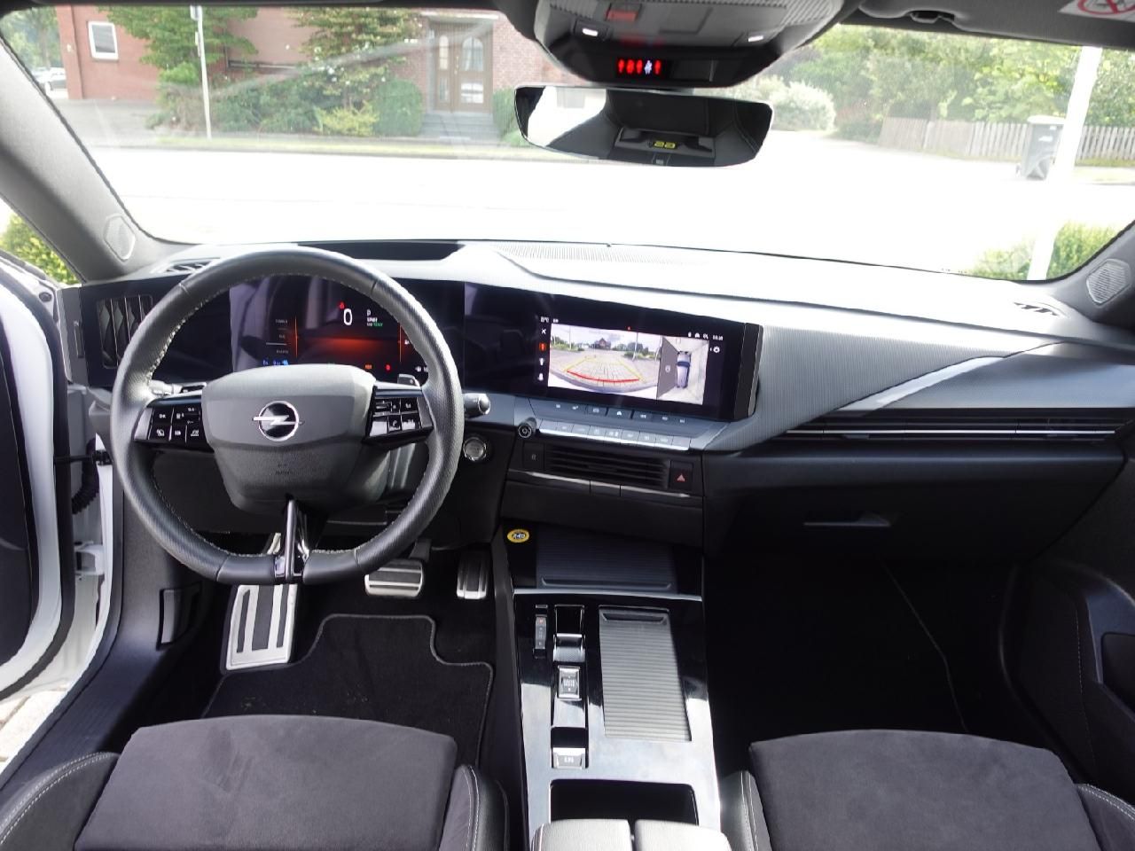 Fahrzeugabbildung Opel Astra L Sports Tourer GSe Plugin Hybrid