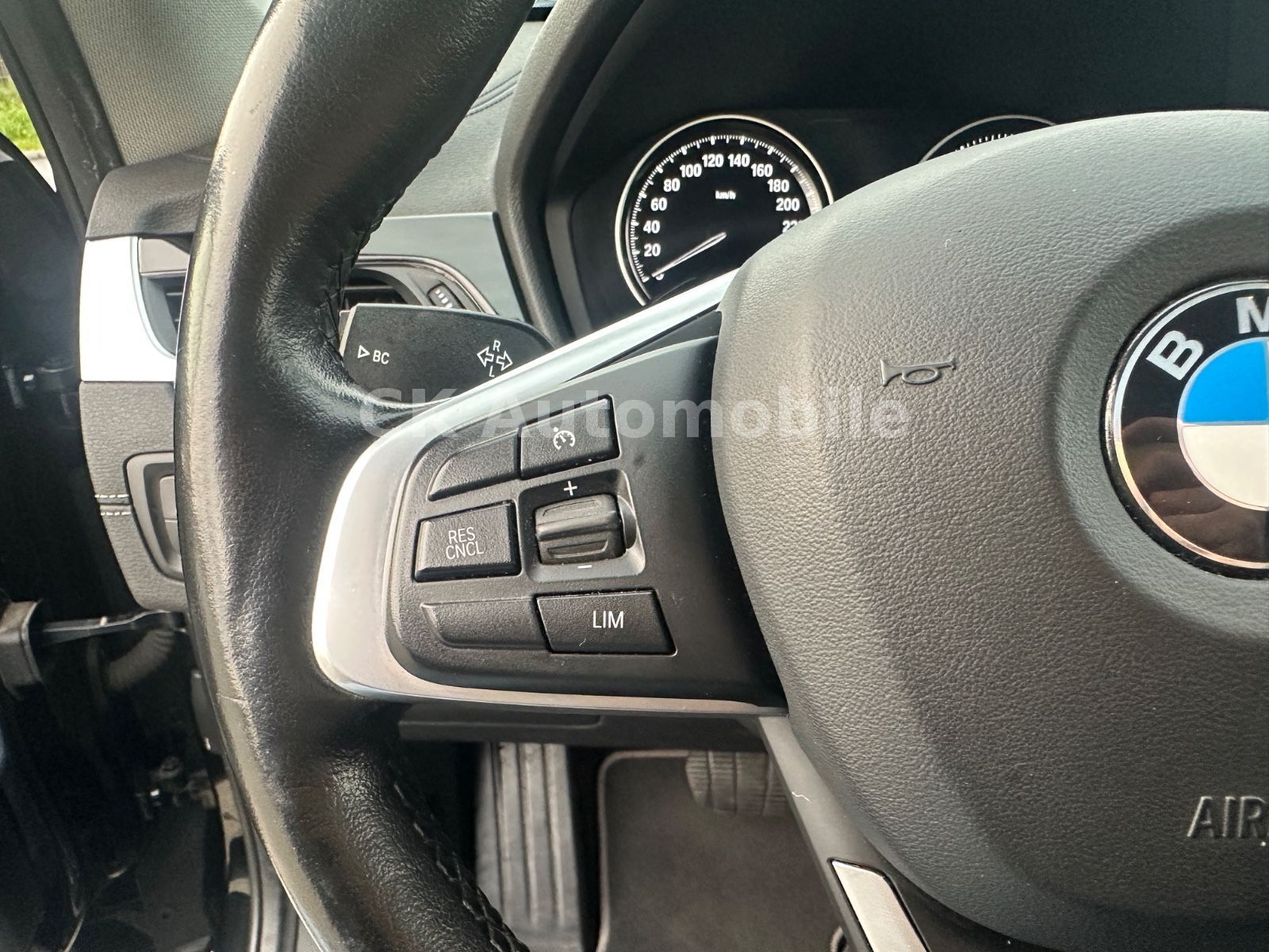 Fahrzeugabbildung BMW X1 sDrive 20d Sport-Line/Navi/LED/Tempomat/AHK