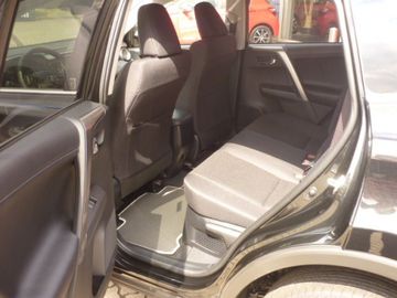 Toyota RAV 4 - 9
