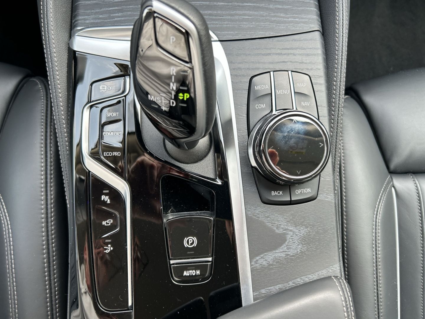 Fahrzeugabbildung BMW 640 Gran Turismo d xDrive Luxury Line Hinterachs