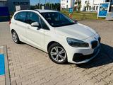 BMW 218d Active Tourer Automatik - gebrauchte BMW 218 Active Tourer aus dem Jahr 2021
