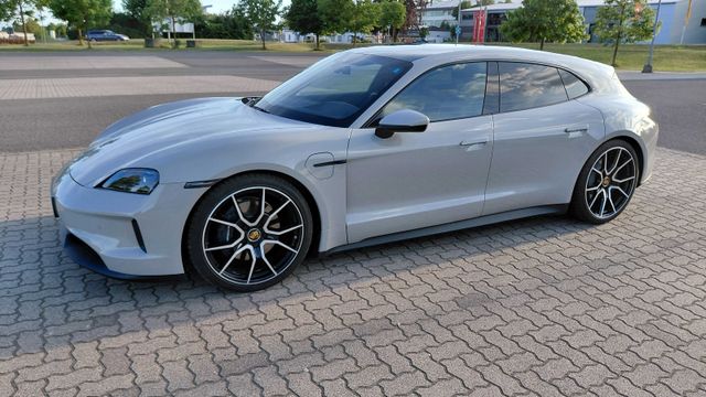 PORSCHE Taycan Sport Turismo -