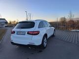Mercedes-Benz GLC 350 d 4MATIC Motor Neu! 1200 km M Garantie  - weiße Mercedes-Benz GLC 350